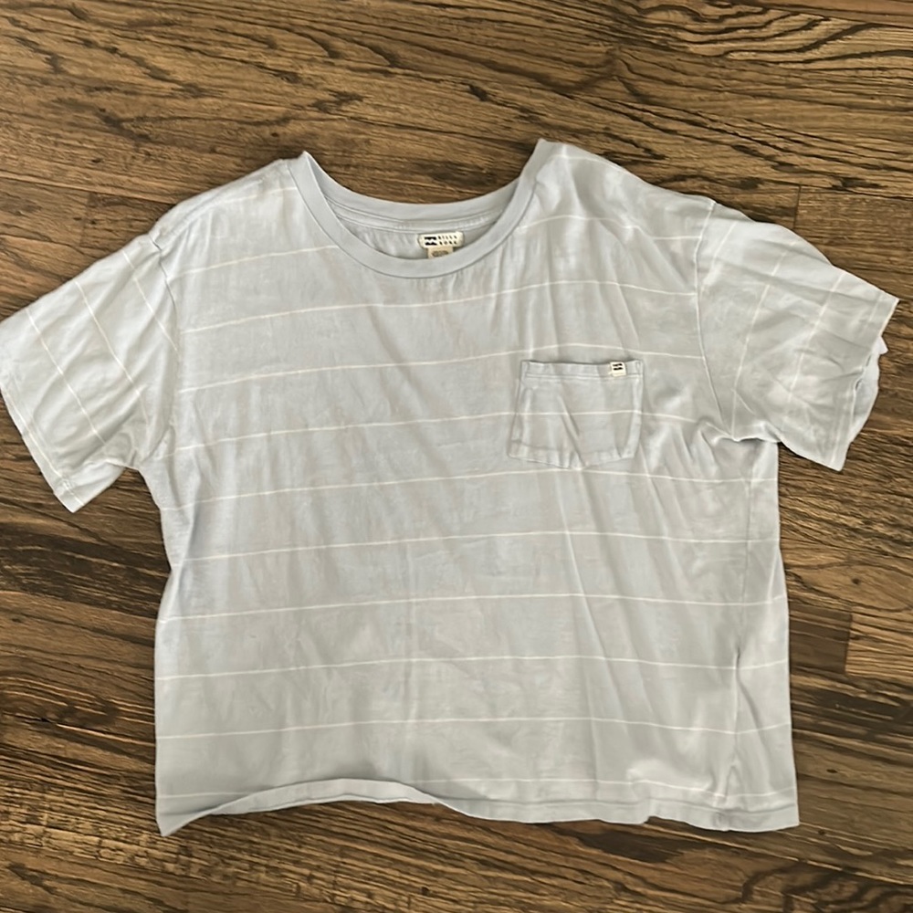 Size Large Light Blue Billabong T-Shirt